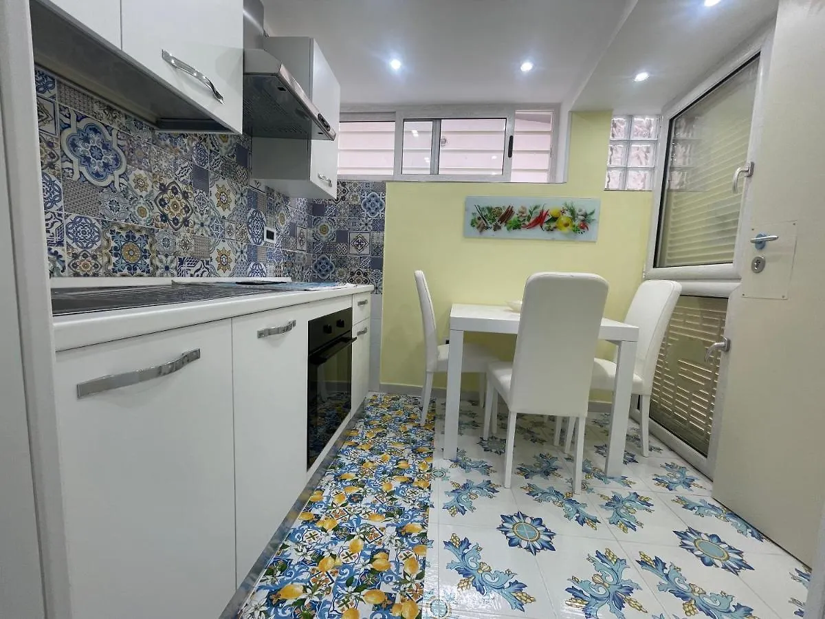 La Stanza Di Penelope Apartment Naples